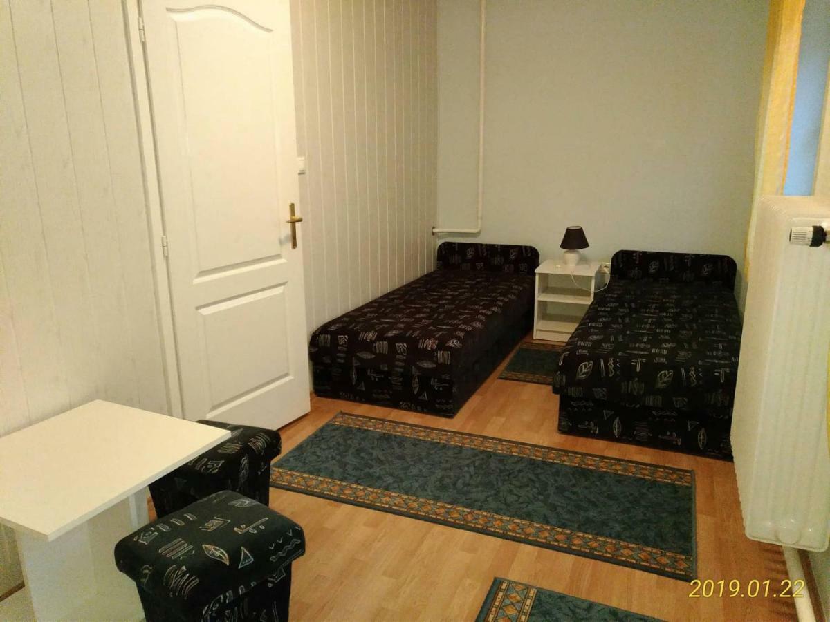 Nora Apartman Leilighet Balatonfůzfő Eksteriør bilde